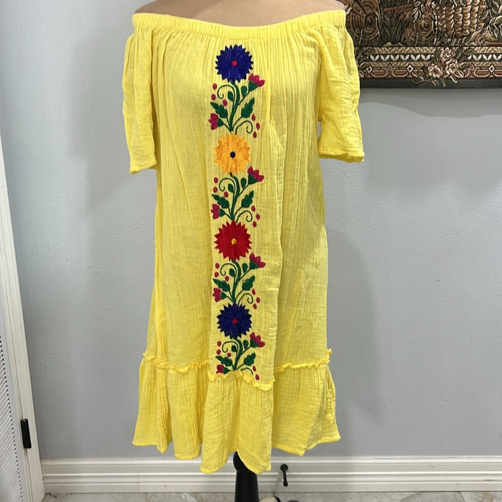South Main Yellow Floral Embroidered Off Shoulder Ruffle Hem Dress.Size M
